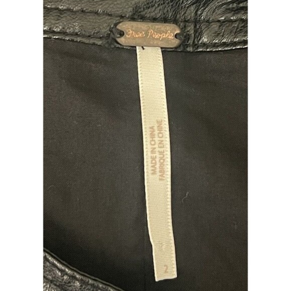 Free People Fake Out Black Faux Leather Mini Skirt Size 2 Mob Wife Grunge Goth - Picture 6 of 7